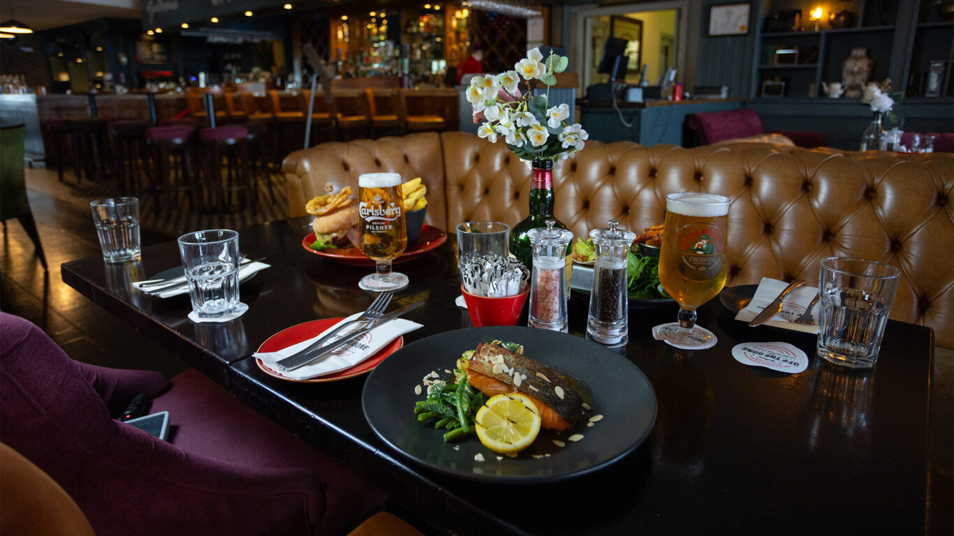 Off The Bone Gastropub