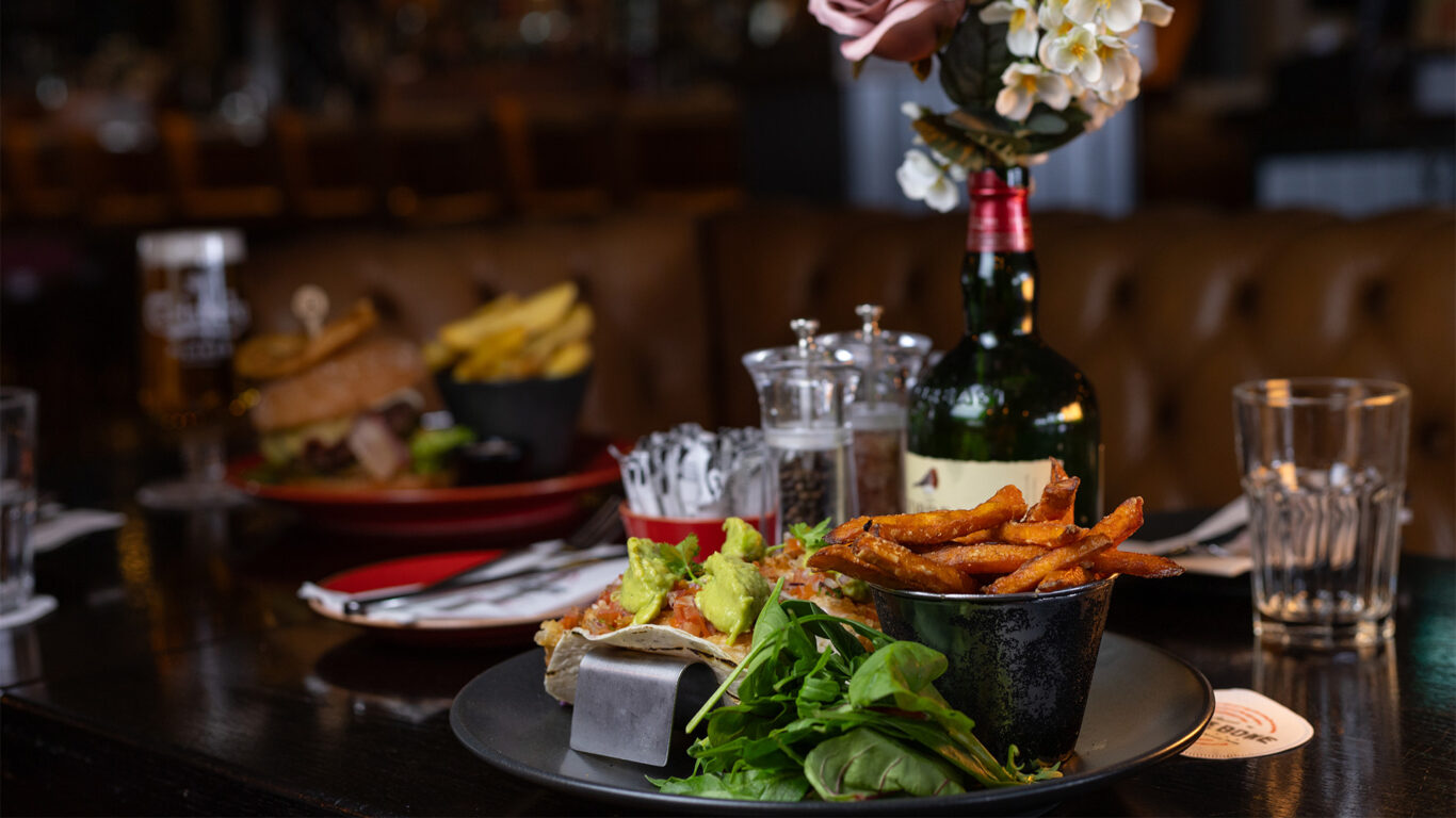 Off-the-Bone-Table-Food