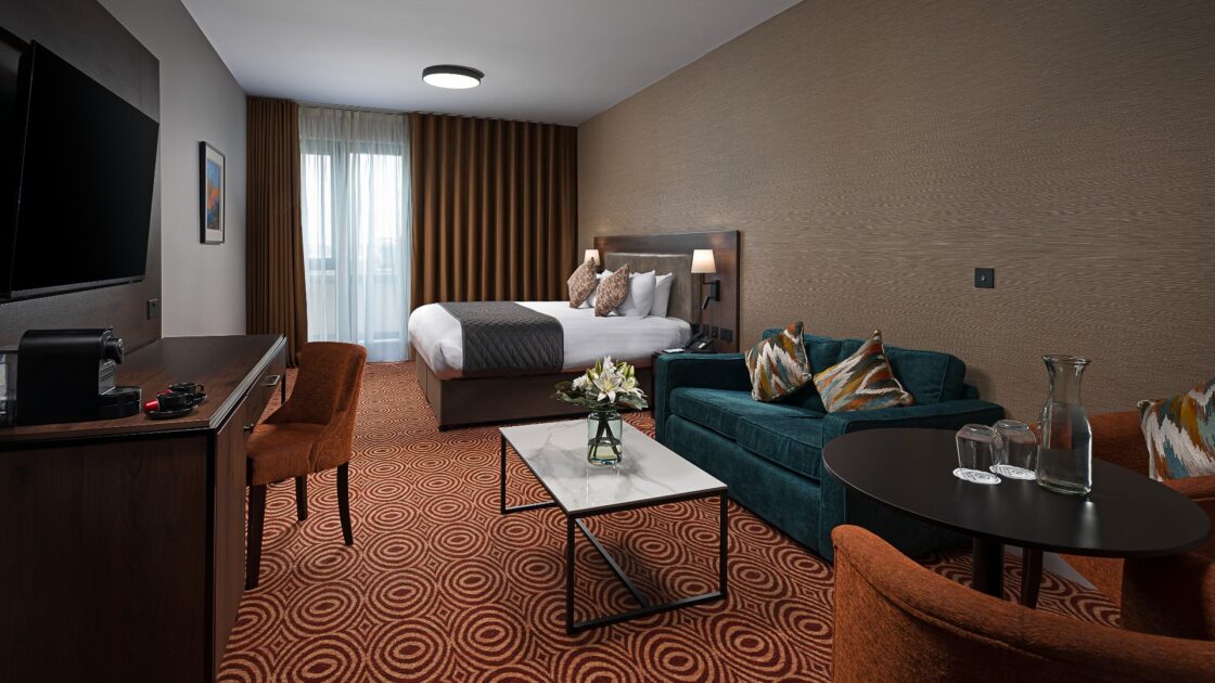 Club Suite Room